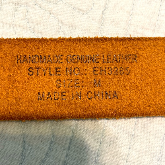 Ed Hardy Vintage Purple Belt with Gold Buckle - Picture 3 of 10